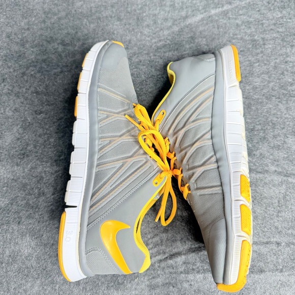 Nike Free Trainer 3.0 V2 Mens 9 Grey University Gold Running Shoes 630856-008 main image 5